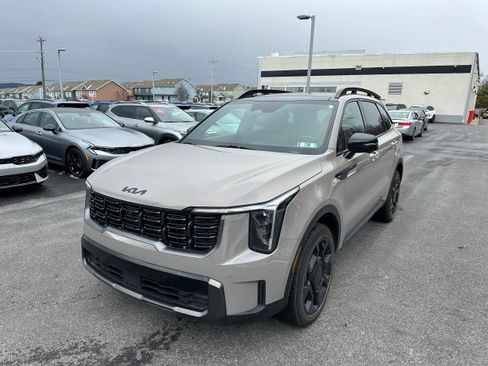 Used 2025 Kia Sorento SX Prestige w/ Olive Brown Leather Package image 1