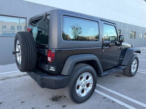 Used 2013 Jeep Wrangler Sport AWD/4WD image 13