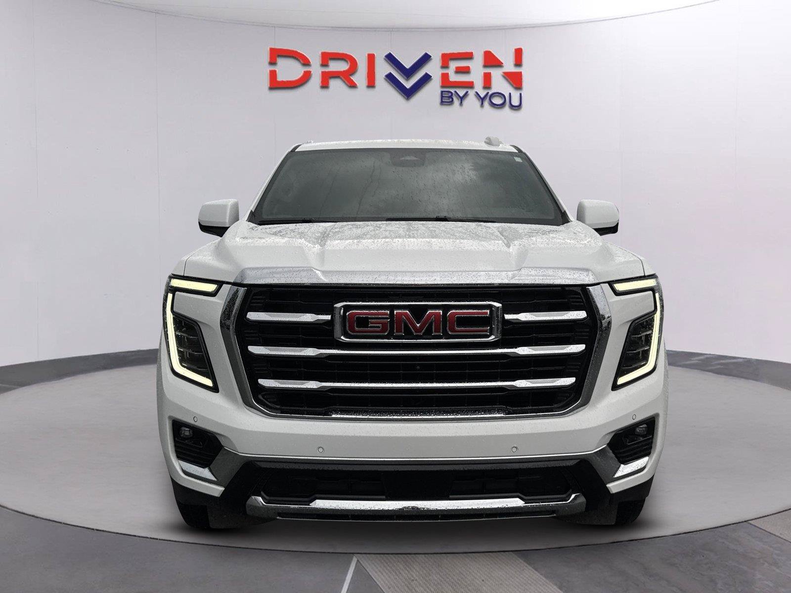 Used 2025 GMC Yukon Elevation AWD/4WD image 9
