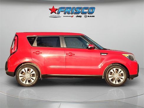 Used 2014 Kia Soul + image 11