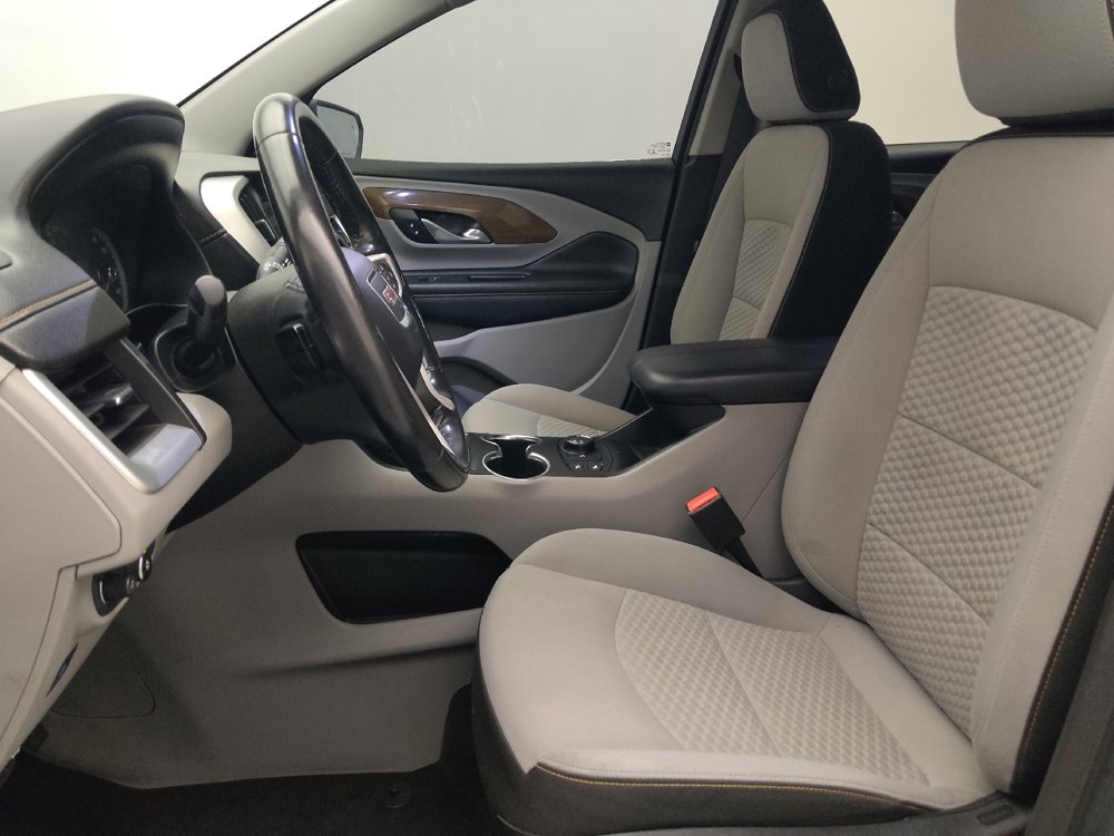 Used 2018 GMC Terrain SLE w/ Driver Convenience Package FWD image 17