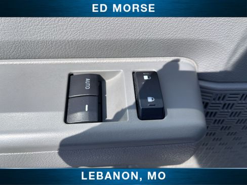 Used 2016 Ford E-350 and Econoline 350 Super Duty w/ Power Windows & Locks Group RWD image 19