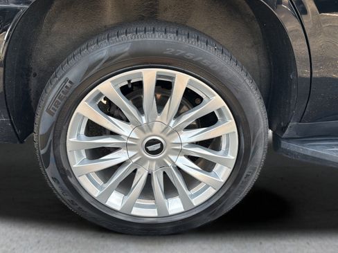 Used 2021 Cadillac Escalade Luxury AWD/4WD image 14