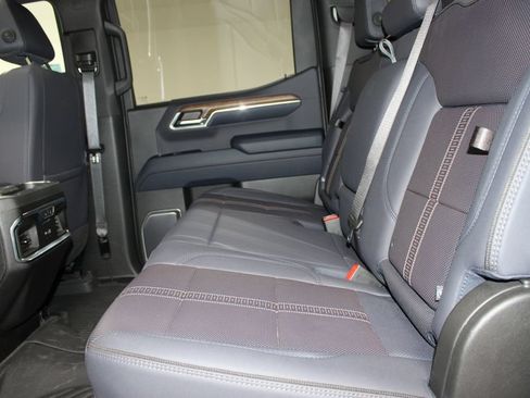 Used 2023 Chevrolet Silverado 1500 High Country w/ Technology Package AWD/4WD image 24