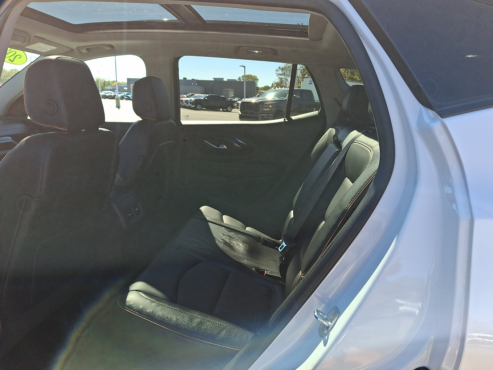 Certified 2023 GMC Terrain AT4 w/ Tech Package AWD/4WD image 10