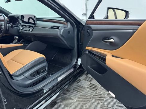 Used 2024 Lexus ES 350 w/ Premium Package FWD image 35