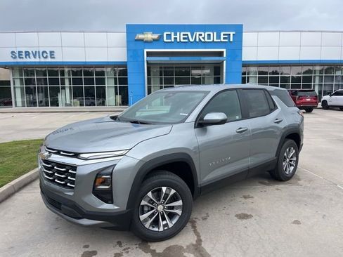 New 2026 Chevrolet Equinox LT FWD image 2