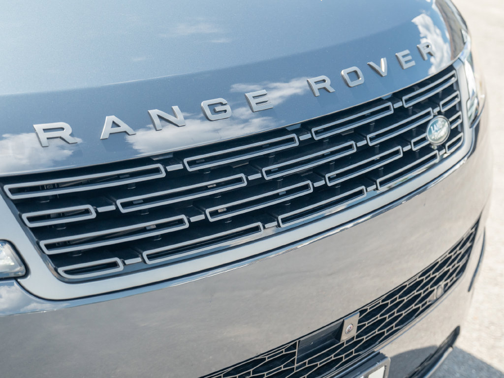Certified 2024 Land Rover Range Rover Sport SE AWD/4WD image 16