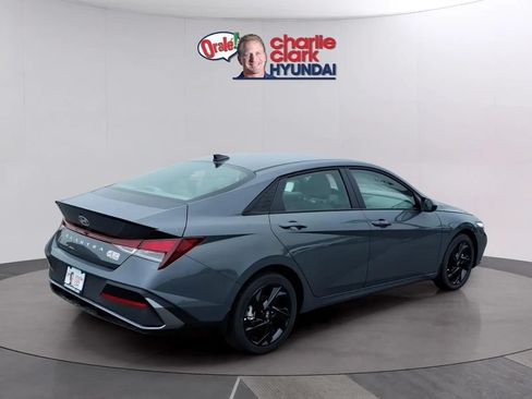 New 2026 Hyundai Elantra Sport FWD image 5