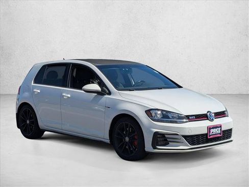Used 2018 Volkswagen GTI S FWD image 3