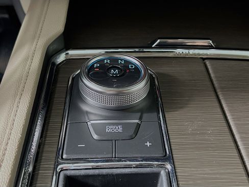 Used 2024 Ford Expedition Max Limited image 24