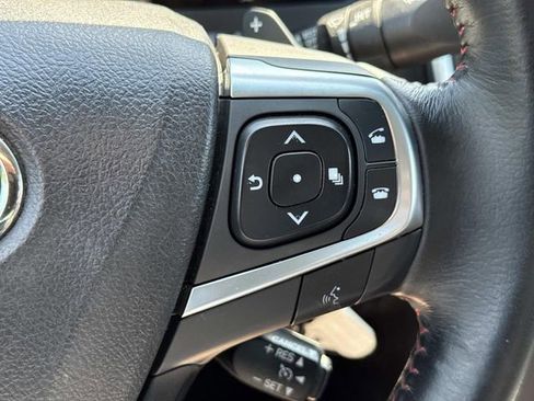 Used 2016 Toyota Camry SE FWD image 23