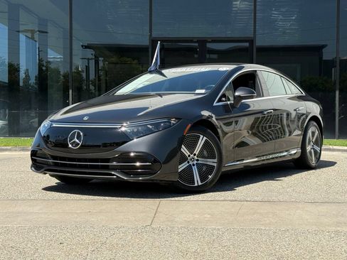 Used 2023 Mercedes-Benz EQS 450+ Sedan image 2