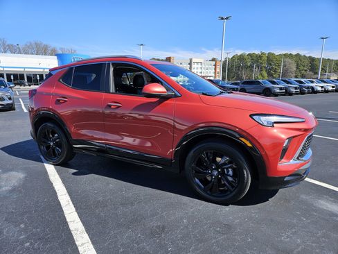 Used 2024 Buick Encore GX Sport Touring w/ Comfort Package image 1