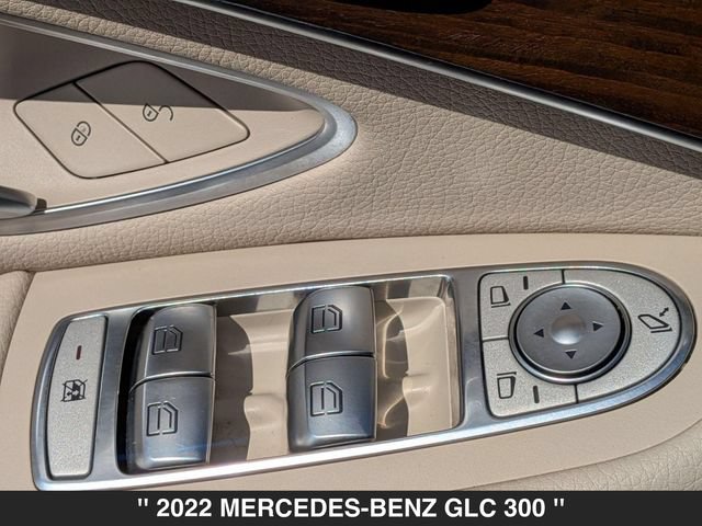 Used 2022 Mercedes-Benz GLC 300 4MATIC image 12