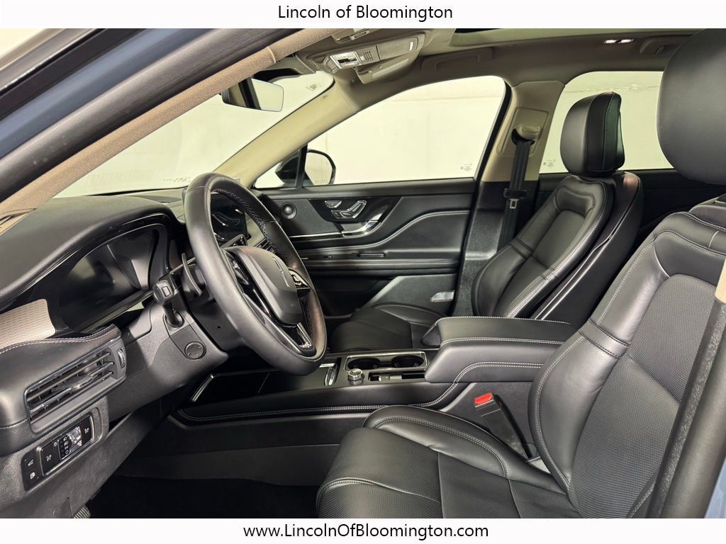New 2025 Lincoln Corsair Grand Touring w/ Equipment Group 302A AWD/4WD image 23