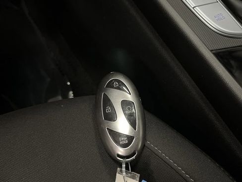 Used 2024 Hyundai Elantra SEL w/ Convenience Package image 26