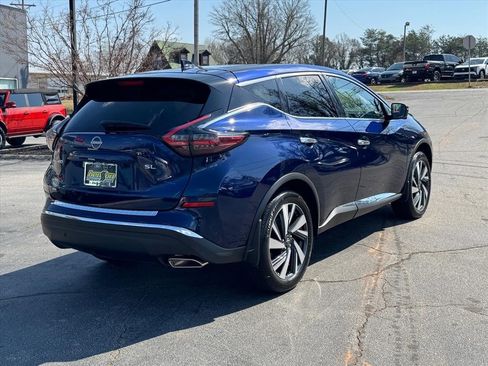 Used 2024 Nissan Murano SL image 3