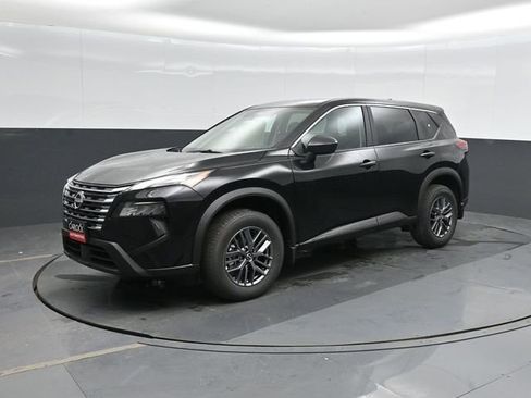 New 2026 Nissan Rogue S image 7