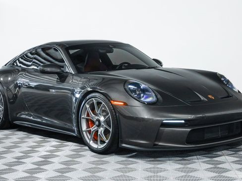Used 2022 Porsche 911 GT3 image 18