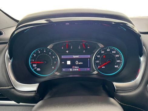 Used 2023 Chevrolet Traverse LT w/ LT Premium Package image 23