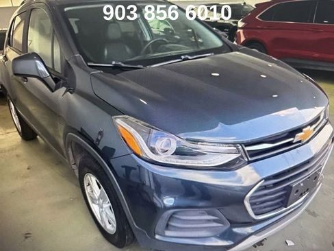Used 2021 Chevrolet Trax LT image 3