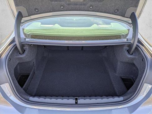 Used 2024 BMW 430i Coupe w/ Convenience Package image 6