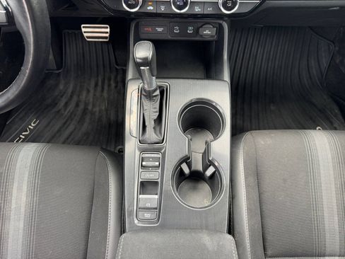 Used 2025 Honda Civic Sport image 11