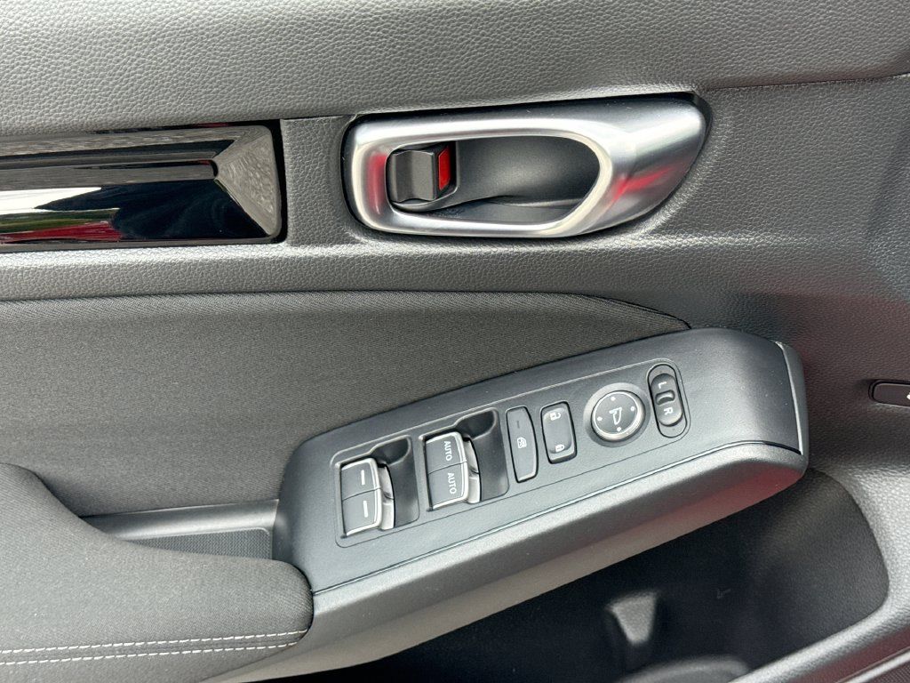 Used 2024 Honda Civic EX image 15