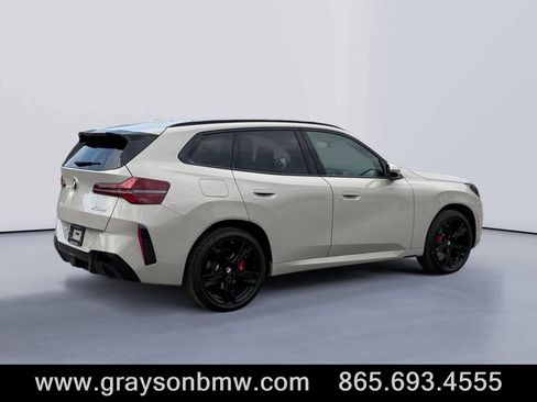 Used 2025 BMW X3 xDrive30i w/ Premium Package image 3