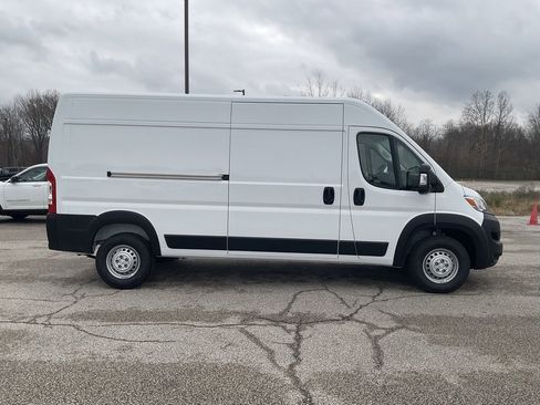 New 2026 RAM ProMaster 2500 image 4