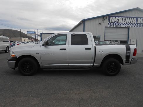 Used 2012 RAM 1500 ST w/ SXT Appearance Group image 6