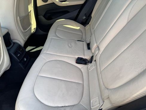 Used 2017 BMW X1 xDrive28i AWD/4WD image 17