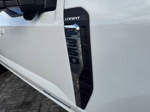 Used 2024 Ford F350 Lariat w/ Lariat Ultimate Package image 6