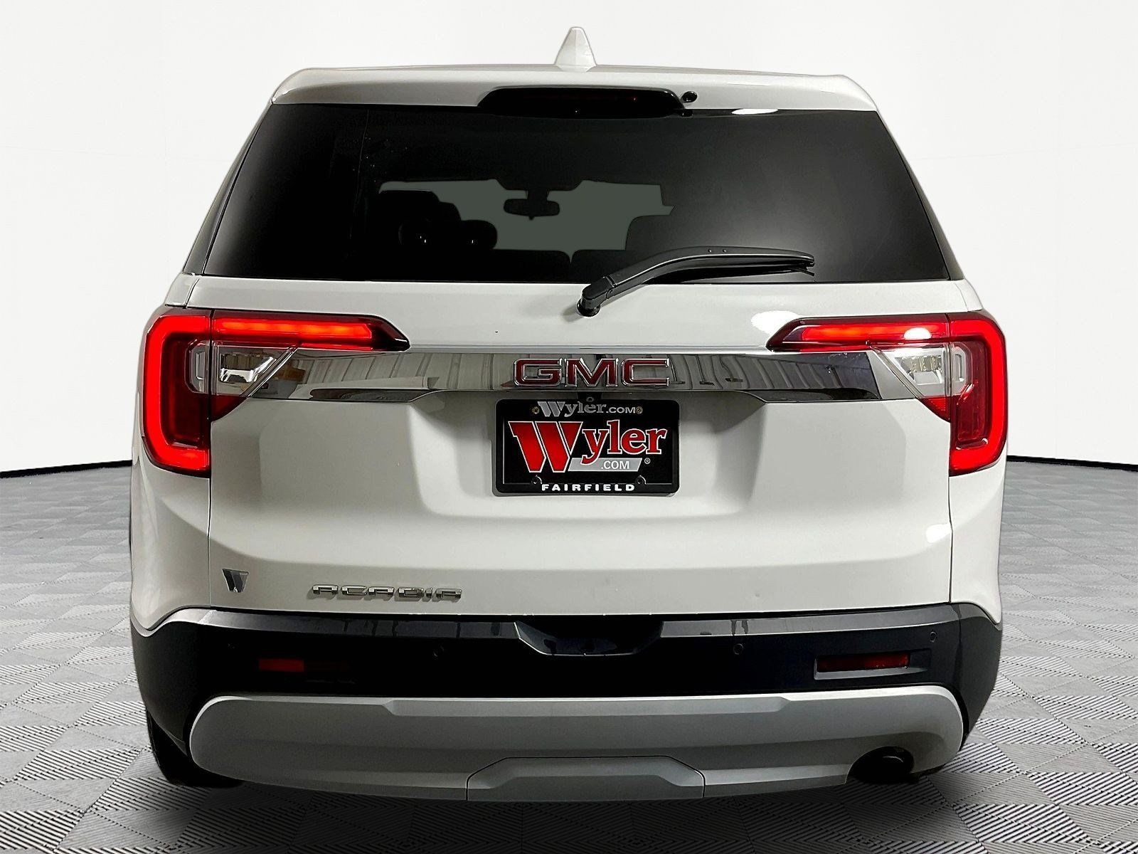 Used 2021 GMC Acadia SLE FWD image 5