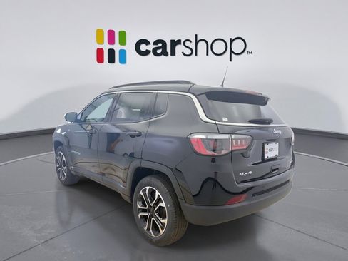 Used 2024 Jeep Compass Limited AWD/4WD image 3