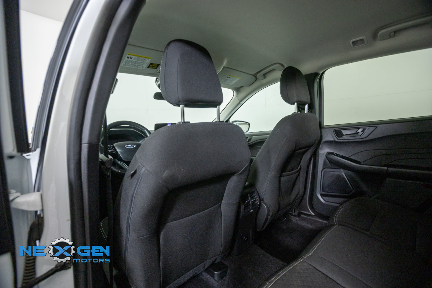 Used 2023 Ford Escape Active AWD/4WD image 29