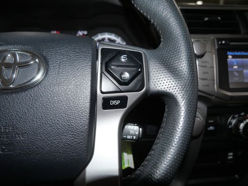 Certified 2018 Toyota 4Runner SR5 Premium image 29