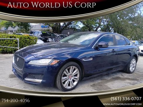 Used 2017 Jaguar XF Premium RWD image 2