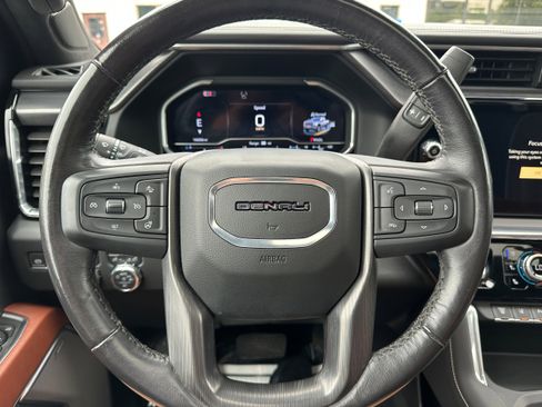 Used 2024 GMC Sierra 2500 Denali Ultimate image 4