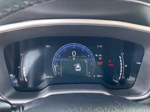 Used 2025 Toyota Corolla Cross XLE FWD image 26
