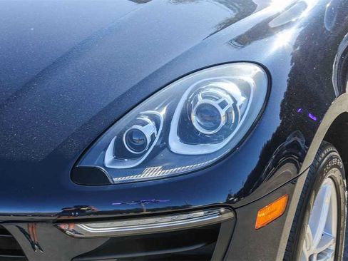 Used 2018 Porsche Macan image 7