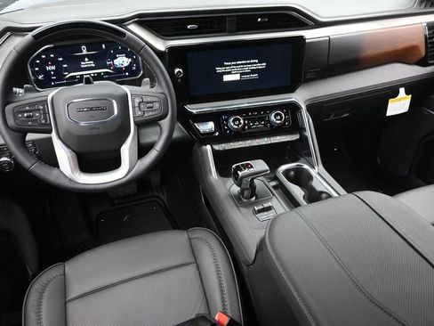 New 2026 GMC Sierra 1500 Denali AWD/4WD image 13