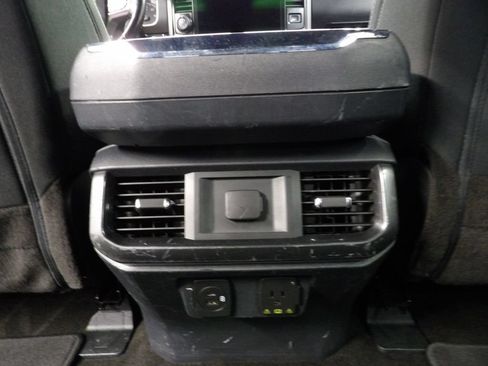 Used 2022 Ford F150 XLT w/ Equipment Group 302A High AWD/4WD image 14