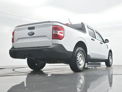 Used 2025 Ford Maverick XL w/ Equipment Group 102A AWD/4WD image 30