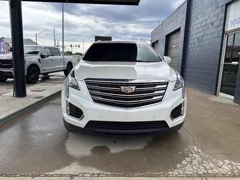 Used 2019 Cadillac XT5 Luxury FWD image 3