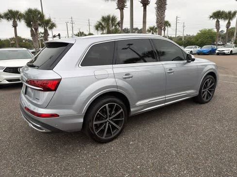 Used 2022 Audi Q7 Premium Plus w/ Premium Plus Package image 5