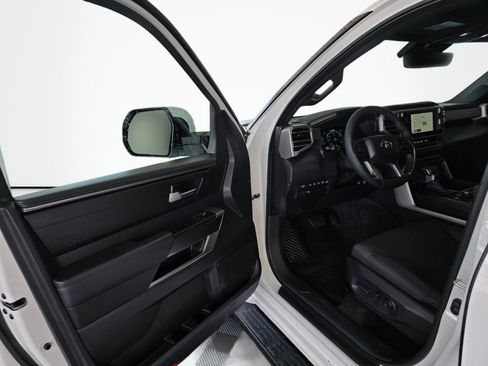 Certified 2026 Toyota Sequoia SR5 AWD/4WD image 32
