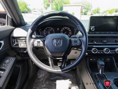 Used 2025 Honda Civic Sport image 2