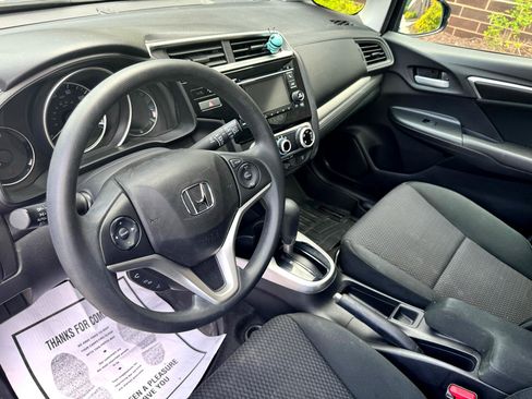 Used 2020 Honda Fit LX image 3